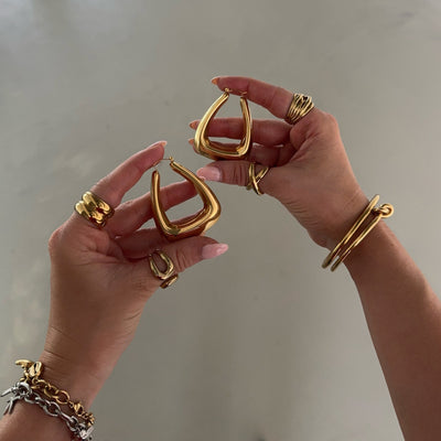 Boucles d'oreilles créoles élégantes