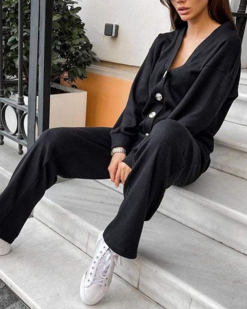 Ensemble Élégant 2 Pièces – Confort et Style au Quotidien