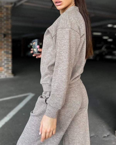 Ensemble Élégant 2 Pièces – Confort et Style au Quotidien