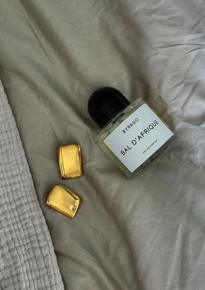 Clous d'oreilles rectangulaires élégants