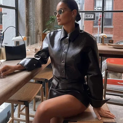 La Robe Cuir Élégante