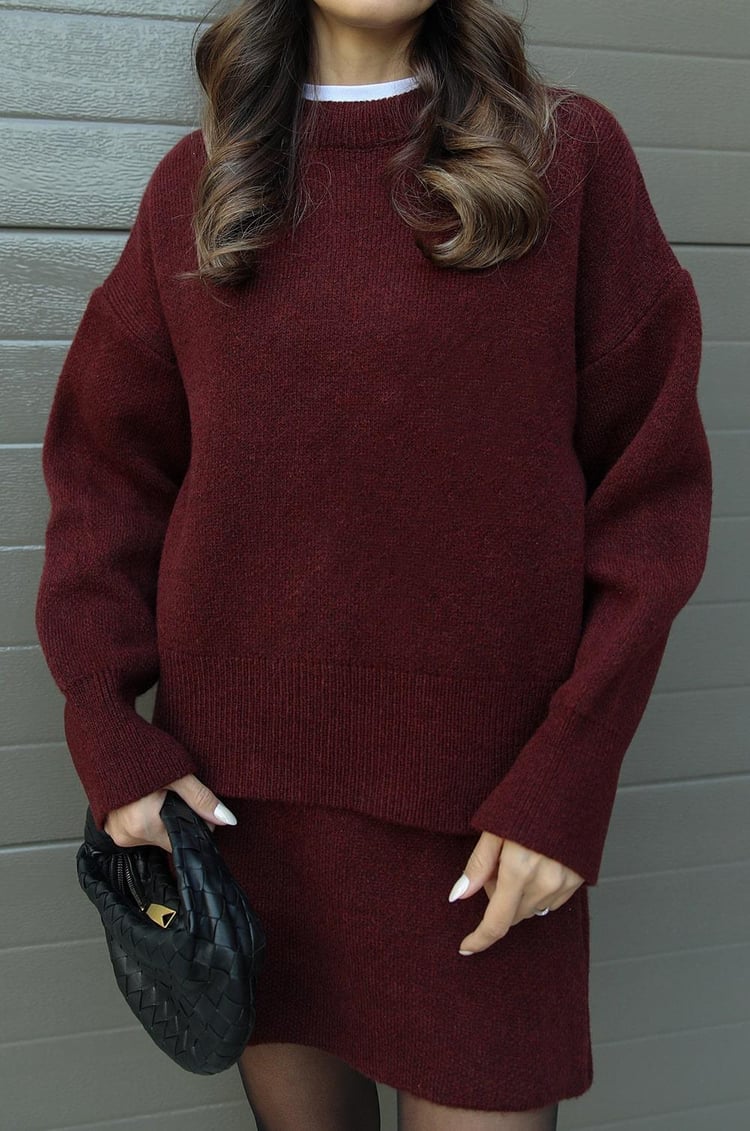 Ensemble Pull et Jupe Chic